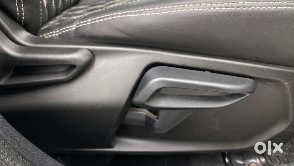 Tata Nexon 1.2 Revotron Xza Plus Dualtone, 2021, Petrol