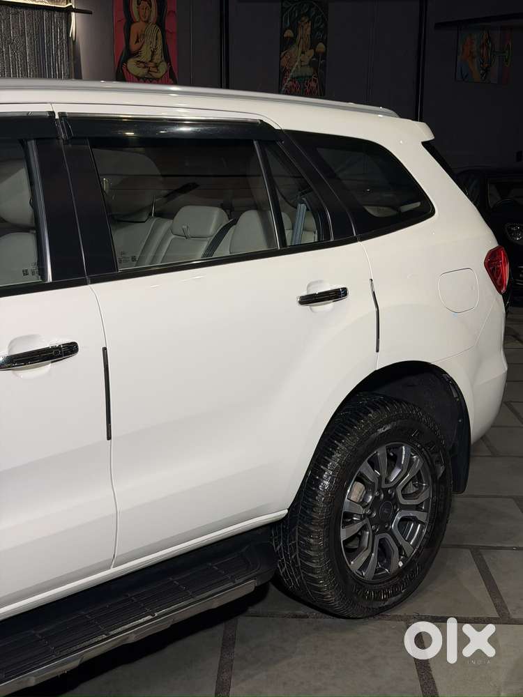 Ford Endeavour Titanium 4x2, 2020, Diesel