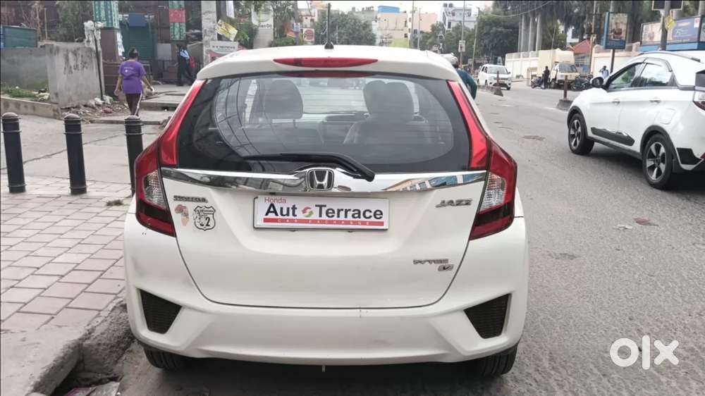 Honda Jazz V Cvt, 2016, Petrol