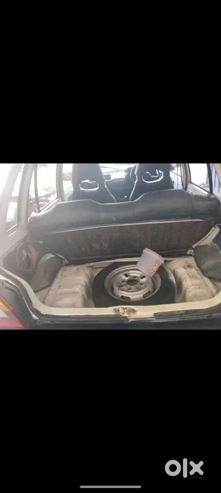 Maruti 800,
Model-2004
Papper Current 
No Insurance 
Engine Good  Mpfi