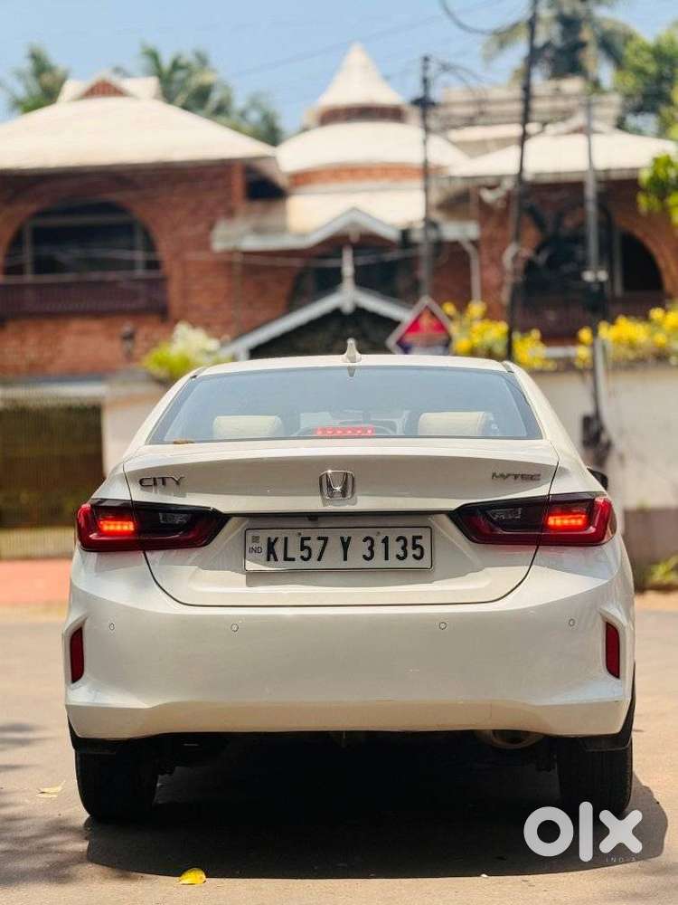Honda City V Petrol Cvt, 2022, Petrol