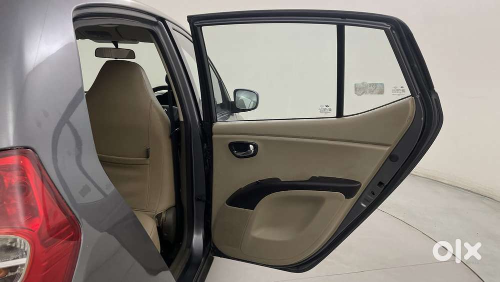 Hyundai I10 Sportz 1.1 Irde2, 2016, Petrol