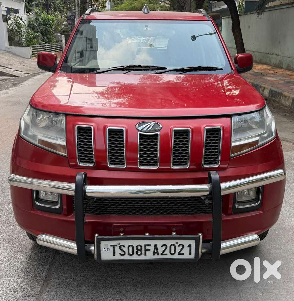 Mahindra Tuv 300 Mhawk100 T8 Dual Tone, 2016, Diesel