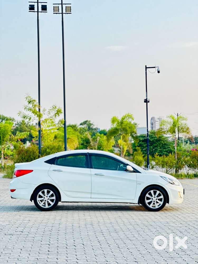Hyundai Verna 2013 Petrol Well Maintained