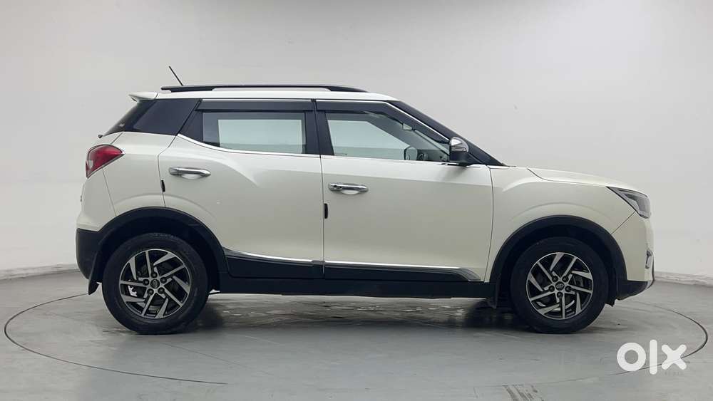 Mahindra Xuv300 W8 (o) 1.5 Diesel Amt, 2022, Diesel