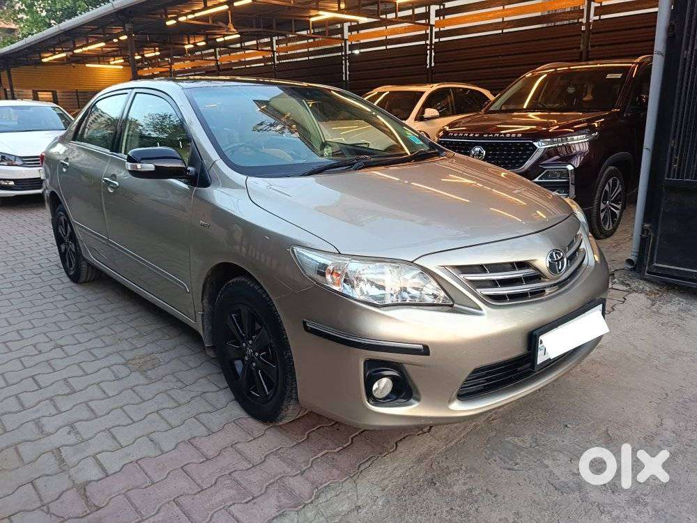 Toyota Corolla Altis [2014-2017] 1.8 G Cvt, 2014, Petrol