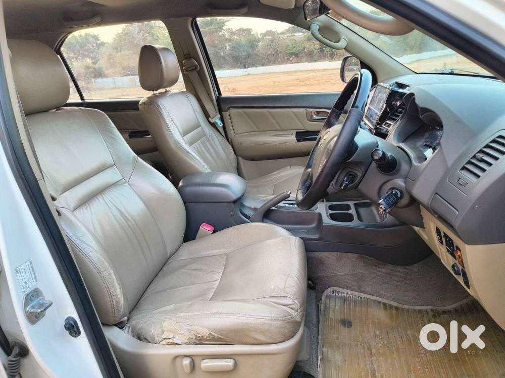 Toyota Fortuner 3.0 4x2 Automatic, 2012, Diesel