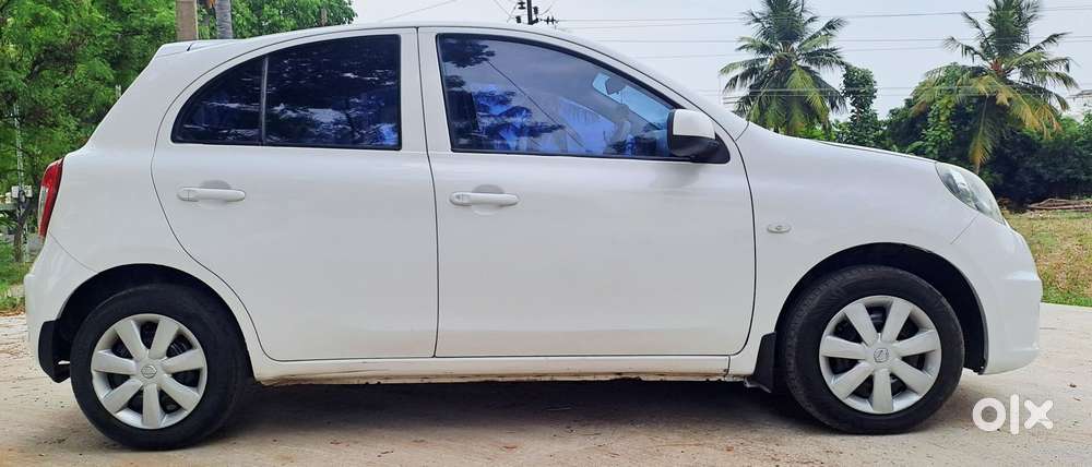 Nissan Micra Cvt Xv, 2015, Petrol