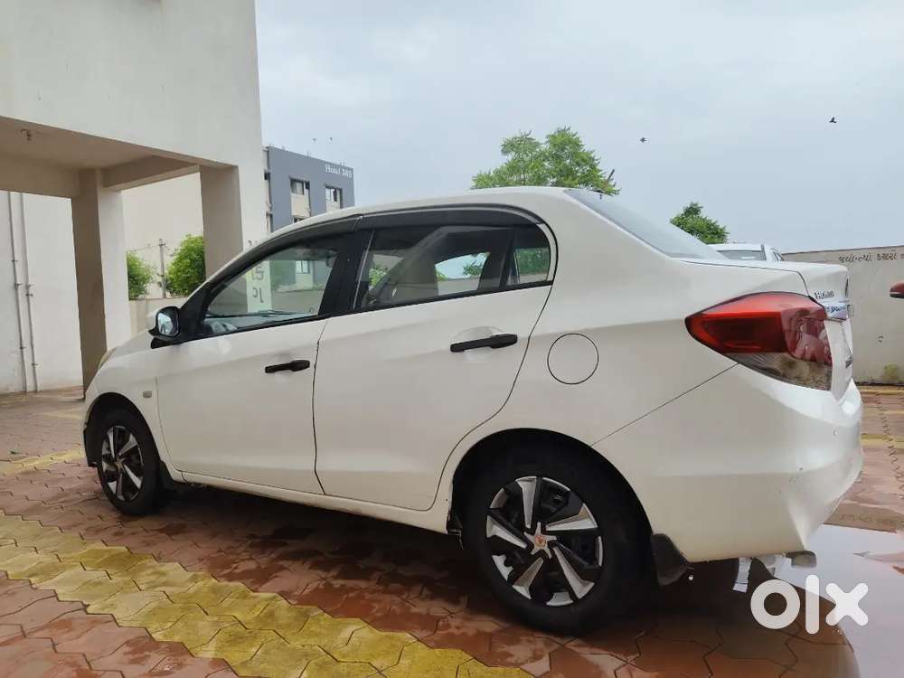 Honda Amaze ગુડ કન્ડિશન કમ્પલેટ રનીંગ કન્ડિશન ચિલ્ડ એસી
