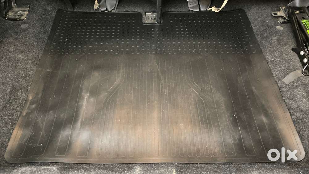 Mahindra Tuv 300 Mhawk100 T8, 2017, Diesel