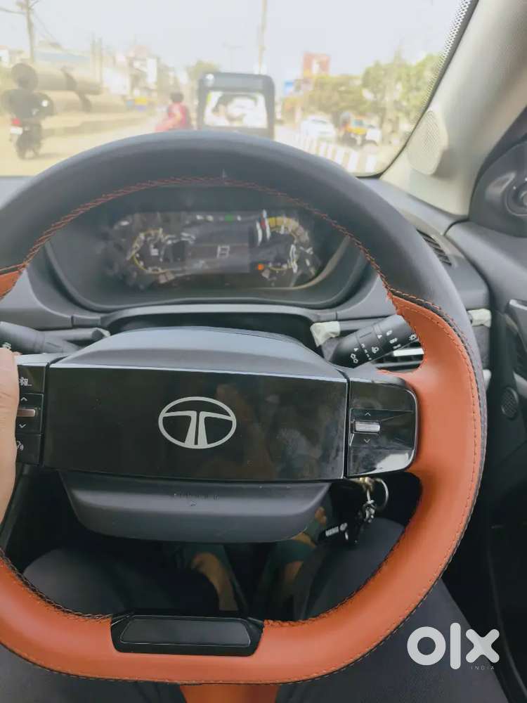 Tata Nexon 2025 Cng & Hybrids 11000 Km Driven
