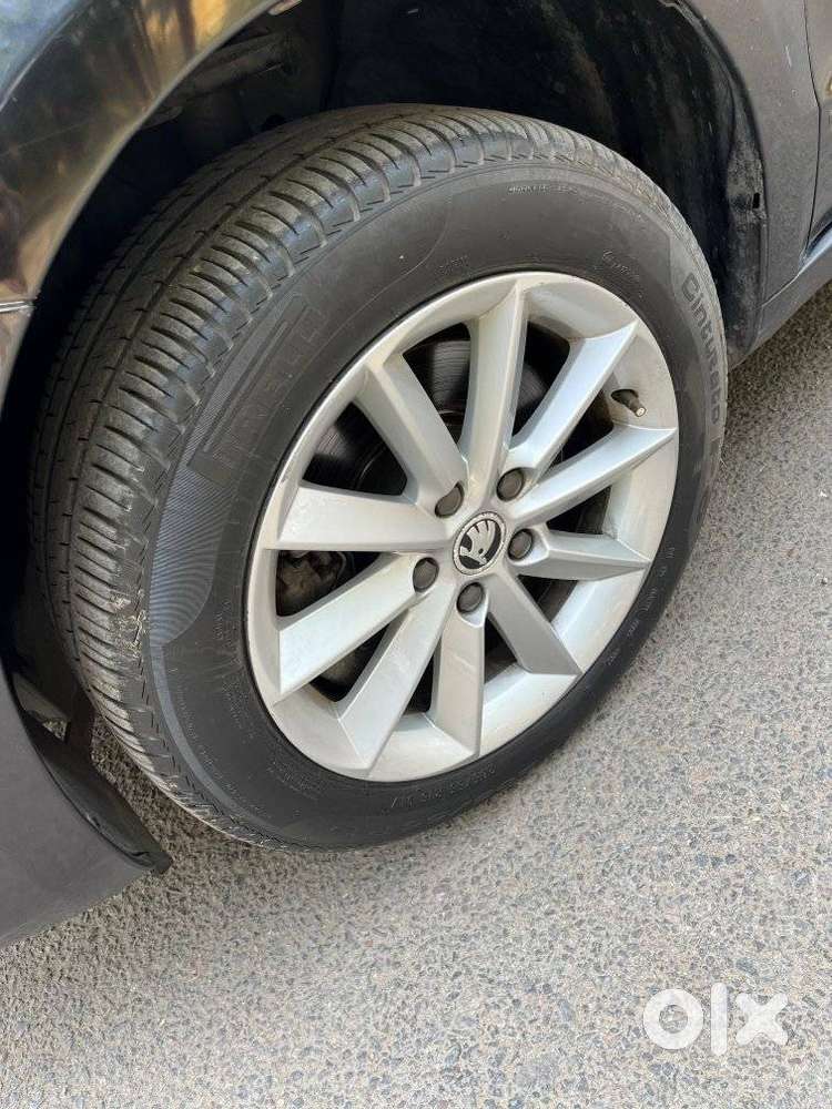 Skoda Superb 1.8 Elegance Tsi At, 2015, Petrol