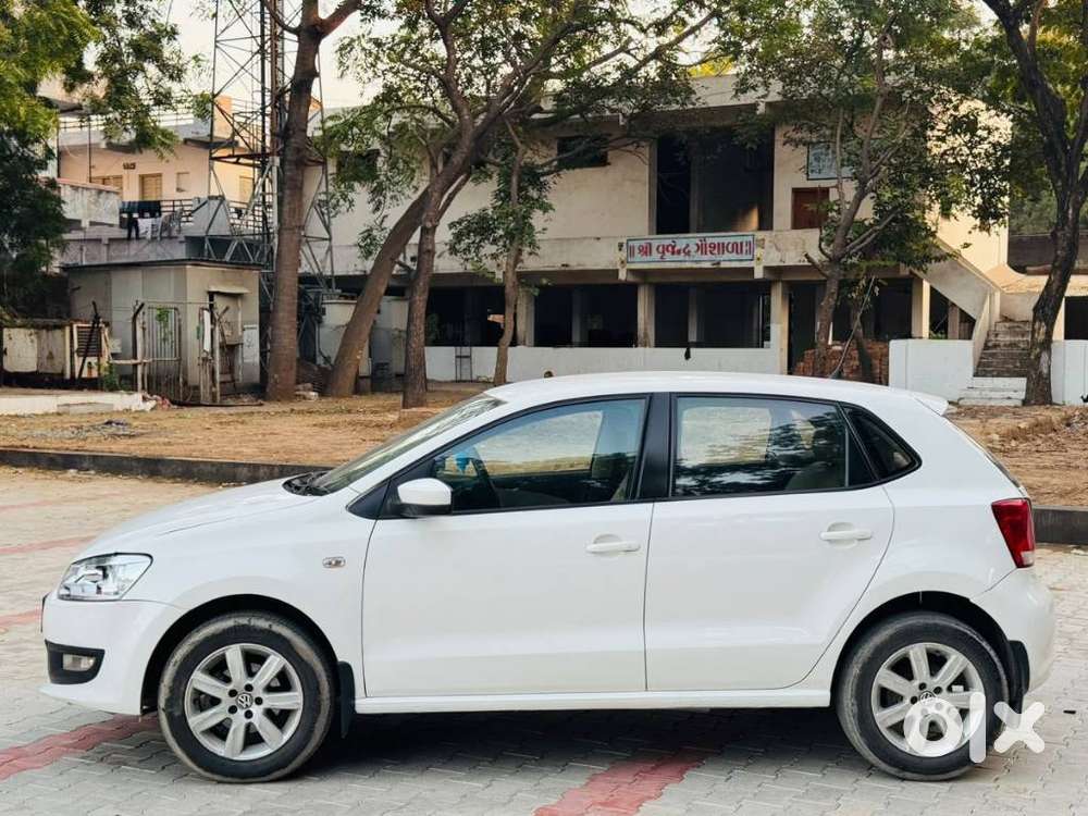 Volkswagen Polo Petrol Highline 1.6l, 2012, Diesel
