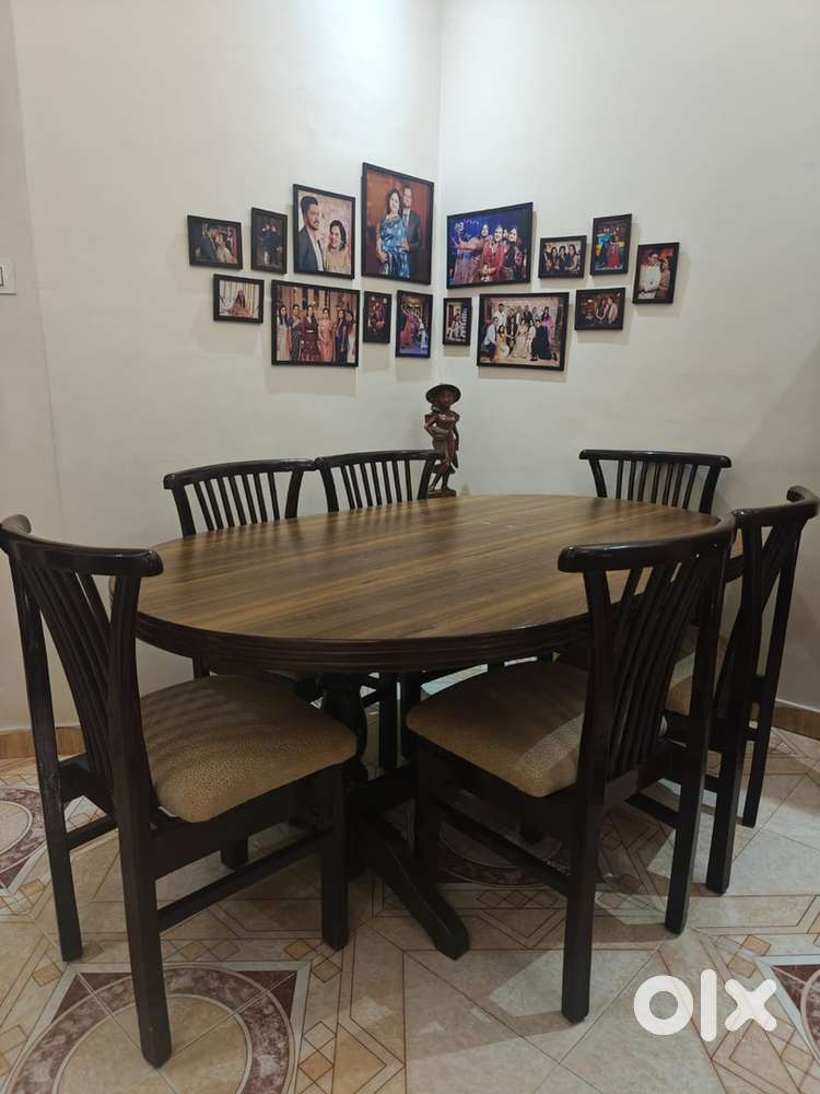 6 seater dining table