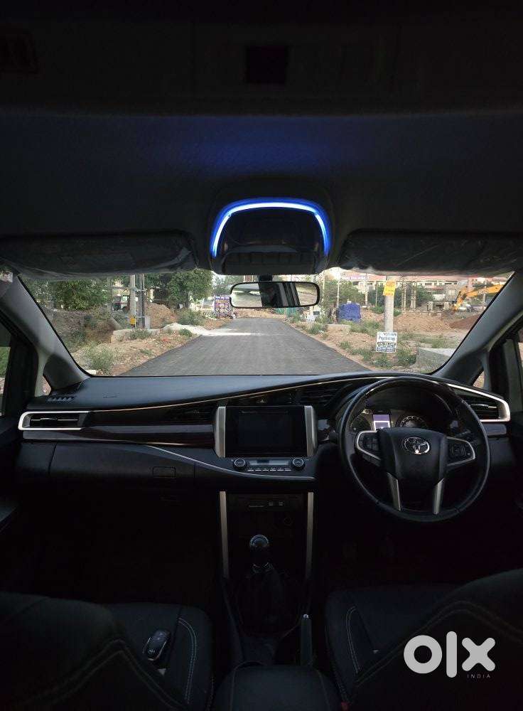 Toyota Innova Crysta 2.4 Vx Mt, 2016, Diesel