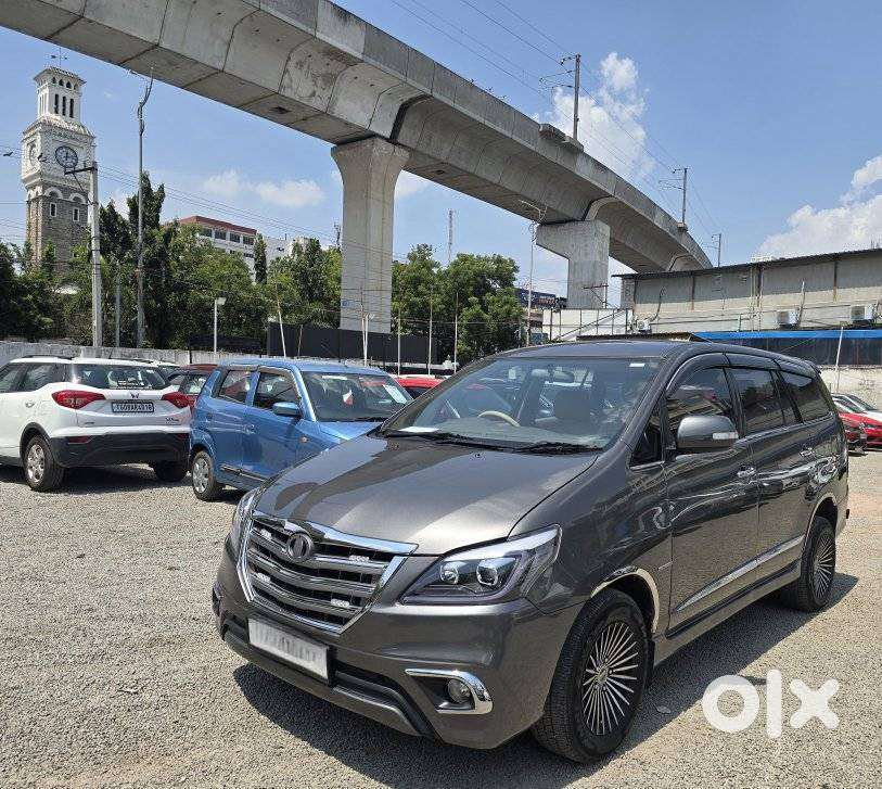 Toyota Innova 2.5 Zx 7 Str Bs-iv, 2013, Diesel