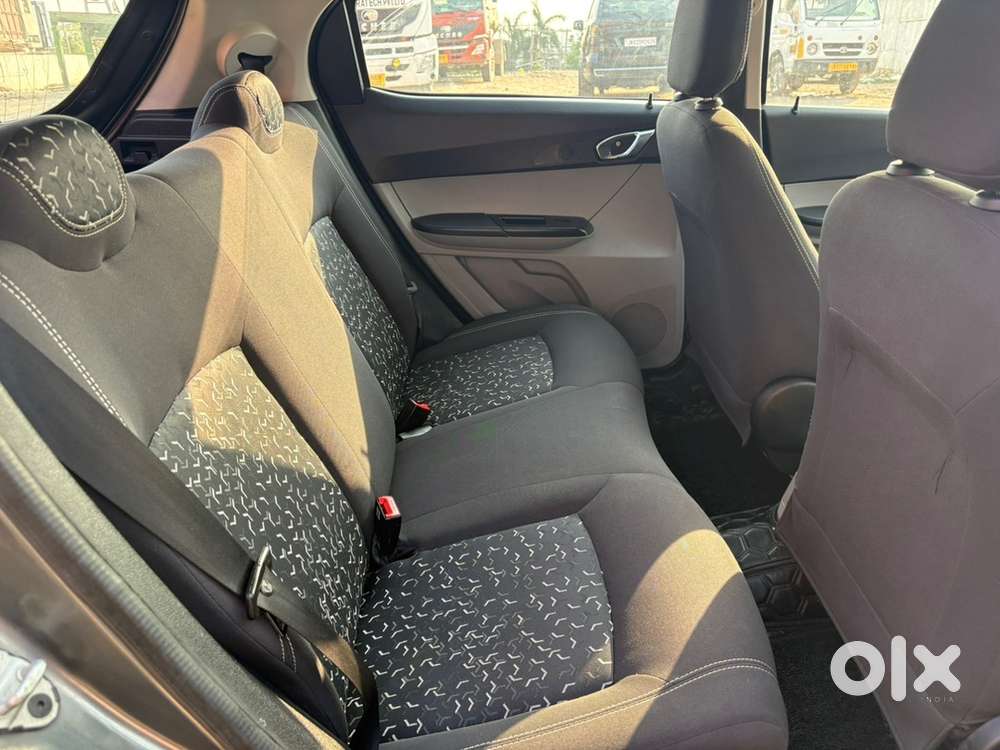 Tata Tiago Amt Petrol 2020