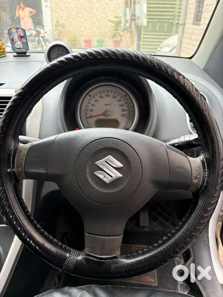 Maruti Suzuki Ritz Vdi 2010 Diesel Car Passing 2030