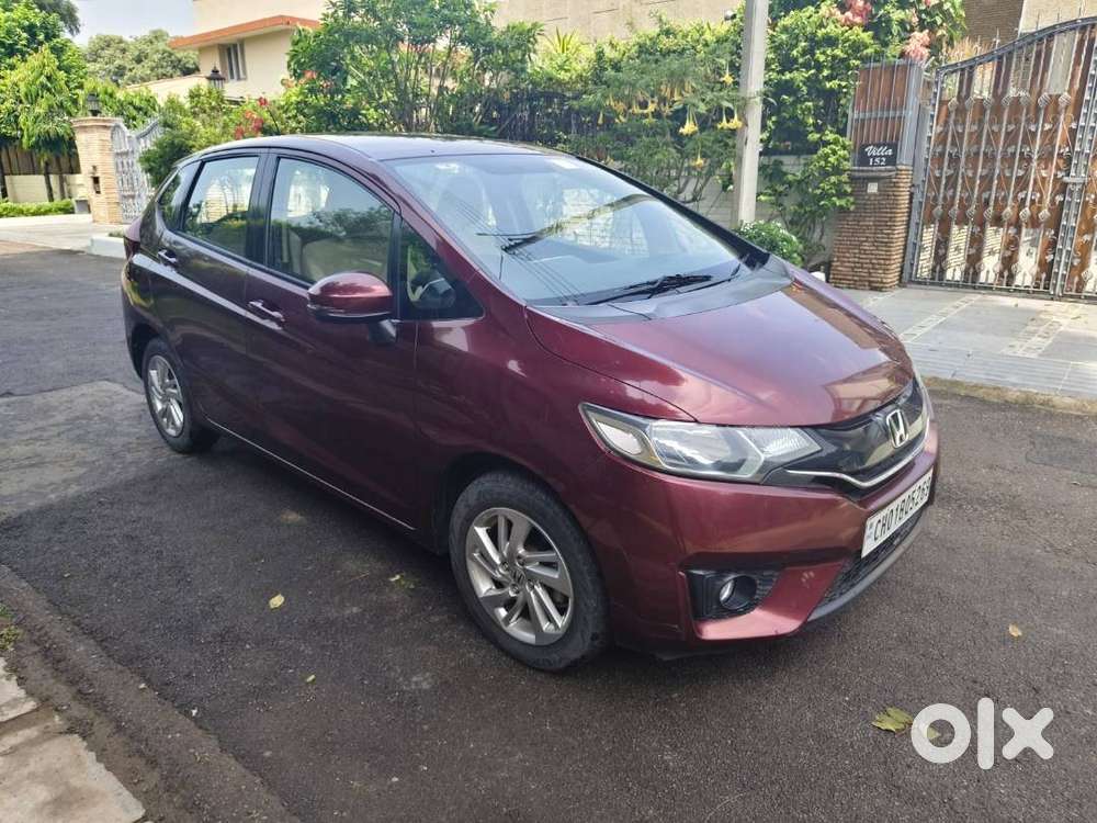 Cherry Red Honda Jazz, 2018, Ist Owner