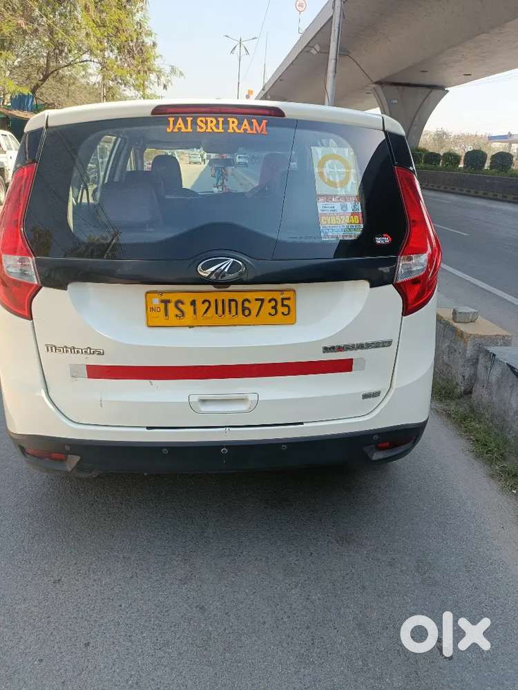 Mahindra Marazzo 2022