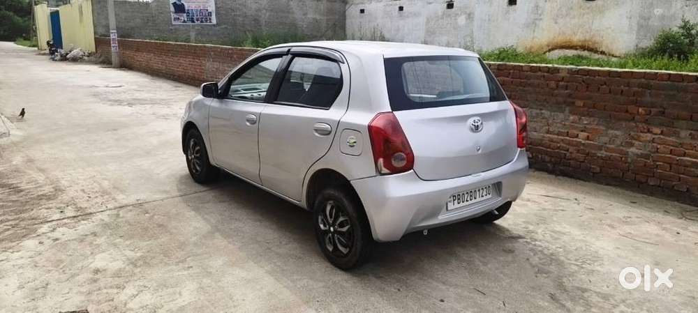 Toyota Etios Liva G Xclusive Edition, 2011, Petrol