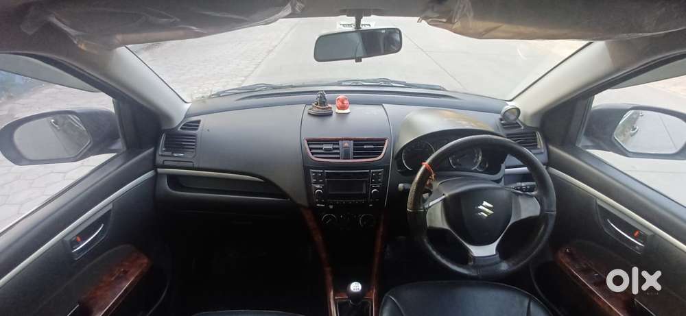 Maruti Suzuki Swift Vxi, 2016, Petrol
