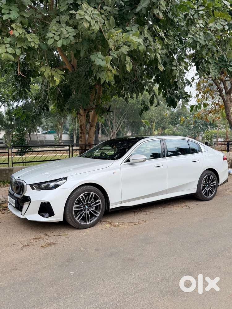 Bmw 5 Series 2026 Petrol 4000 Km Driven