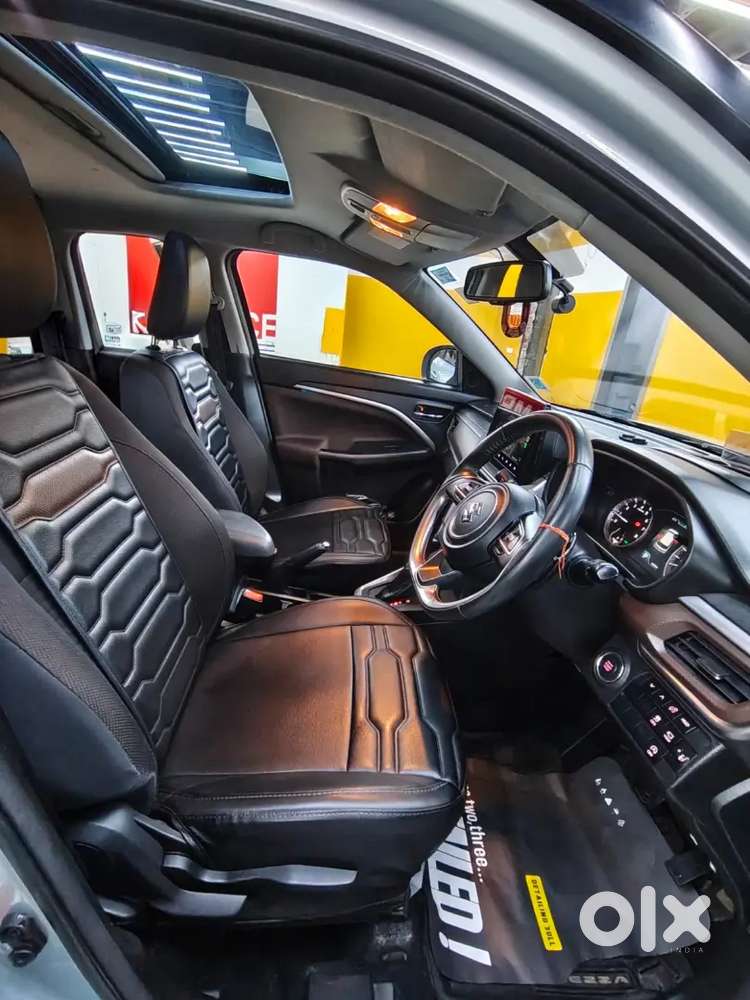 Maruti Brezza Zxi+ At Dual Tone