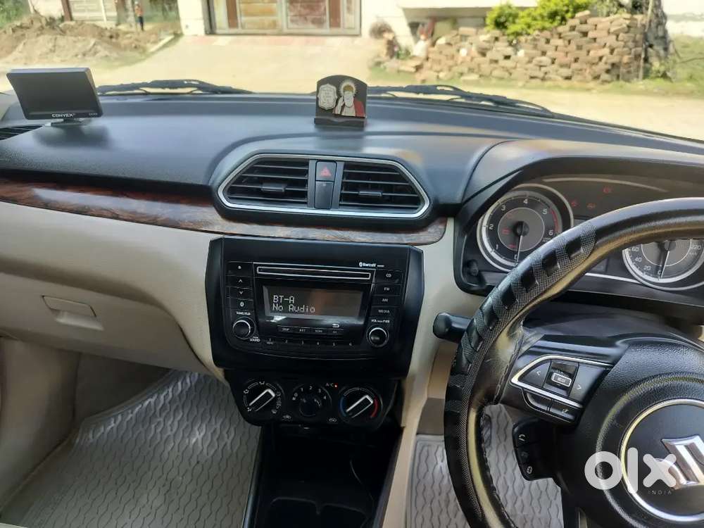 Maruti Suzuki Dzire 2018 Diesel 91237 Km Driven...new Tyre
