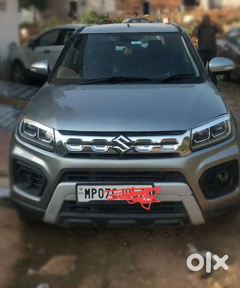 Top Model Maruti Brezza Zxi+ Dec 2020 1st Owner Push Button Start