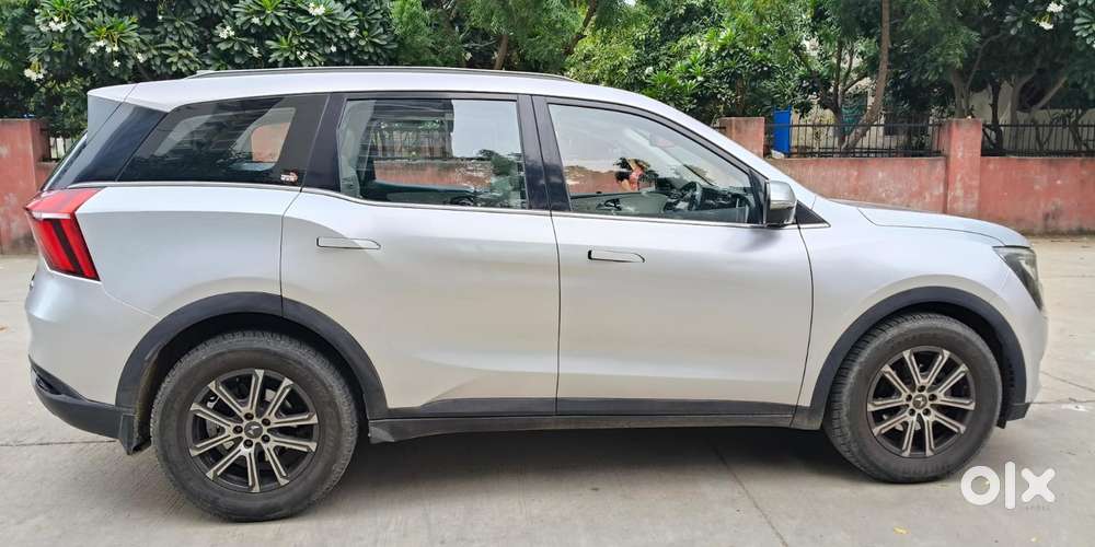 Mahindra Xuv700 2.2 Ax 7 Diesel At Str, 2022, Diesel