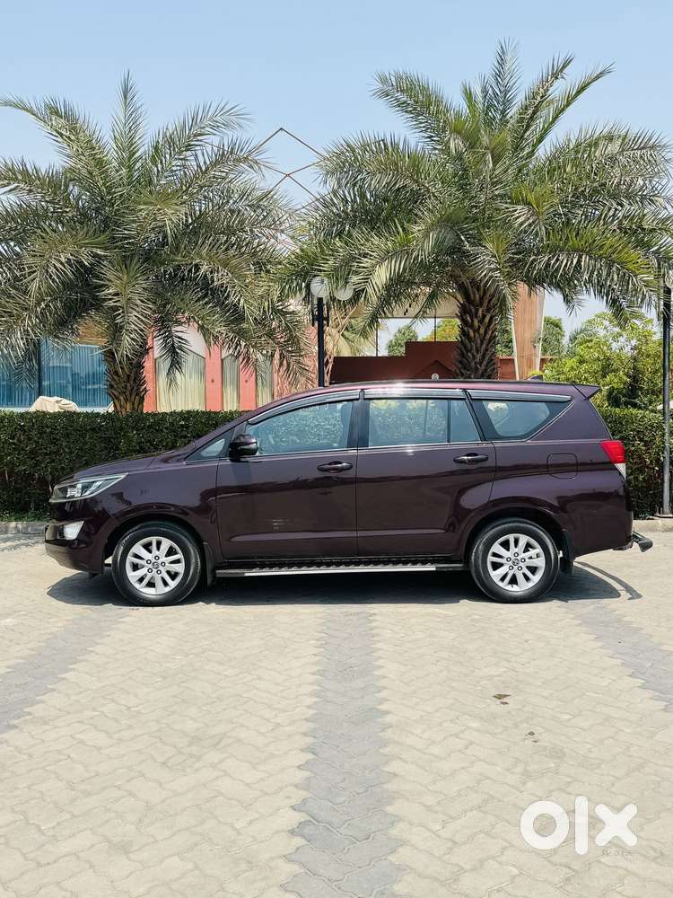 Toyota Innova Crysta 2.4 G Mt 8s, 2019, Diesel