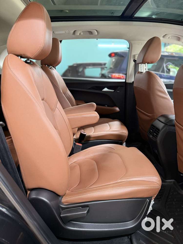 Mg Hector Plus Sharp Pro 1.5 Turbo Petrol Cvt 6 Str, 2020, Petrol