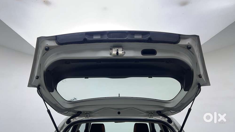 Maruti Suzuki Swift 1.2 Lxi (o), 2015, Petrol