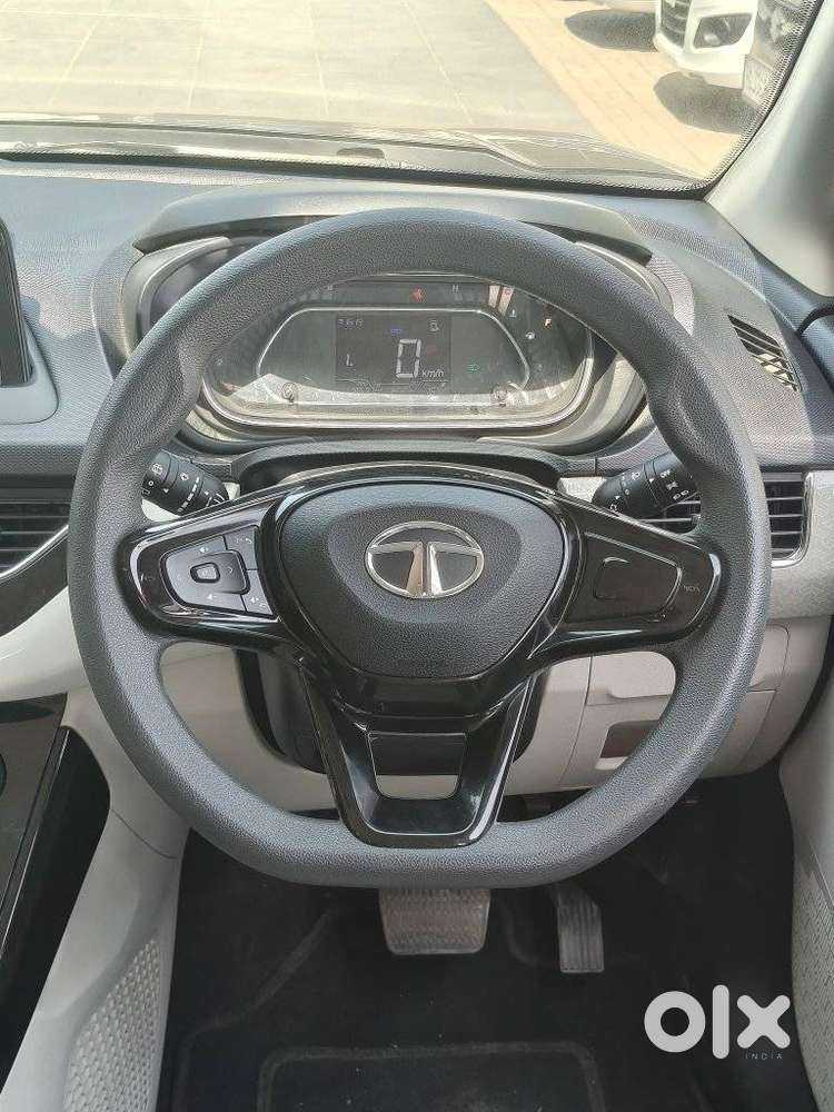 Tata Nexon 1.2 Revotron Xza Plus (o) Amt, 2023, Petrol