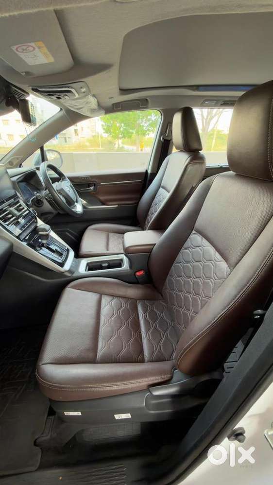 Toyota Innova Hycross 2024