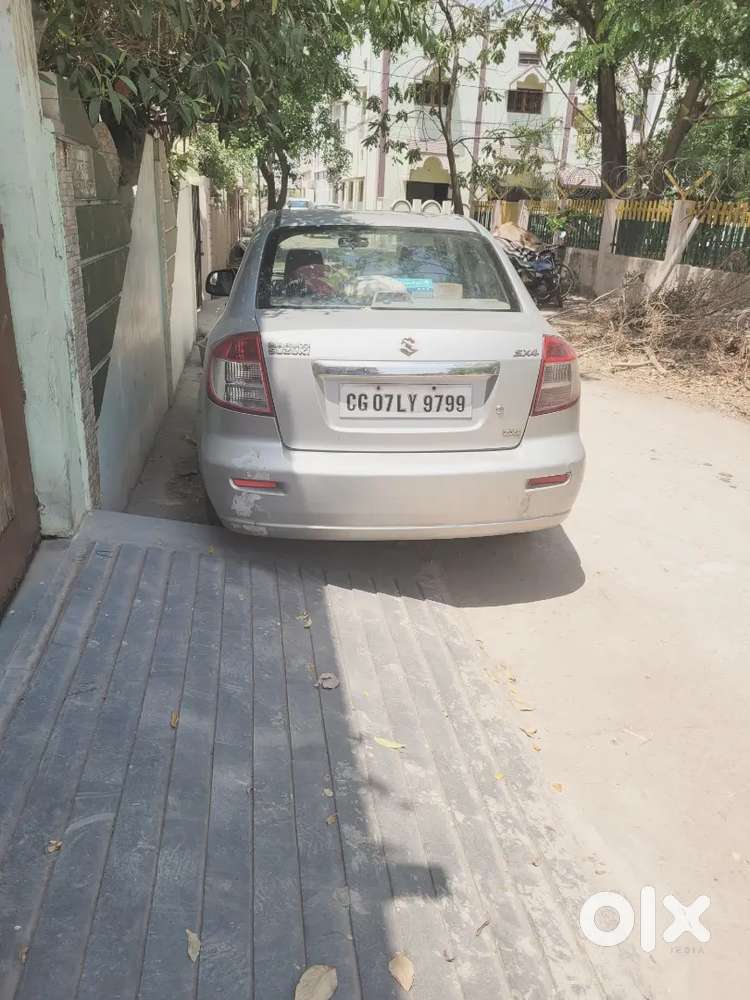 Maruti Suzuki Sx4 Petrol 2011