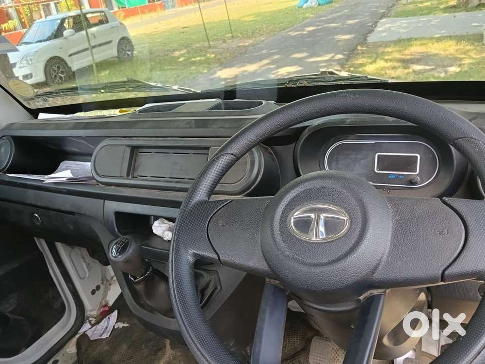 New Car No Accident
