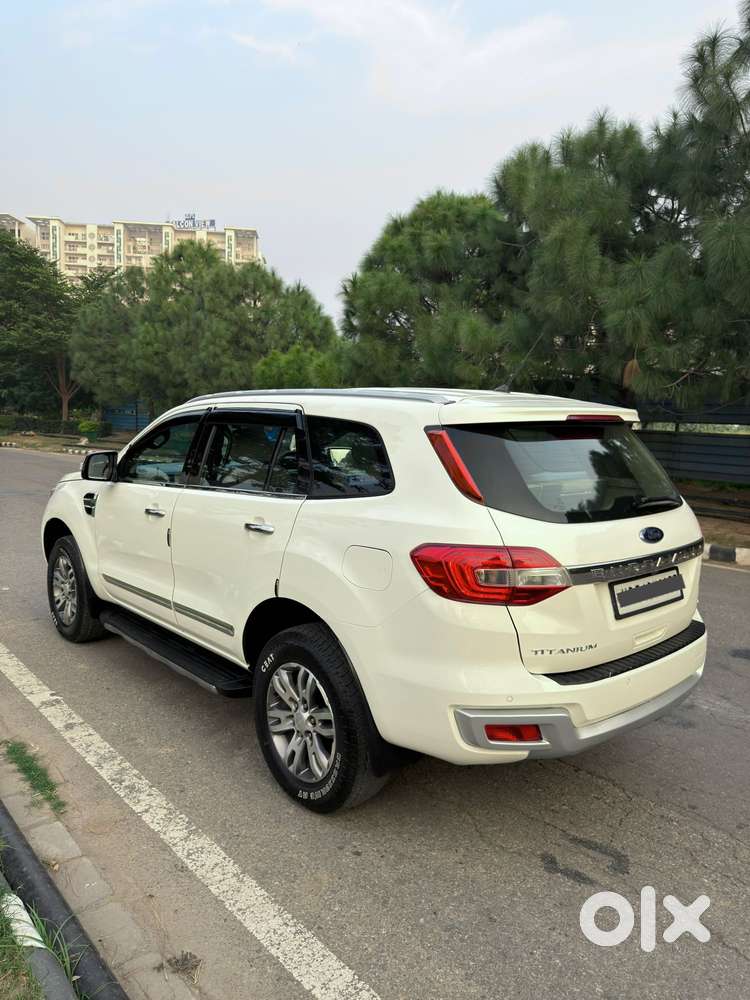 Ford Endeavour 3.2 Titanium At 4x4, 2017, Diesel