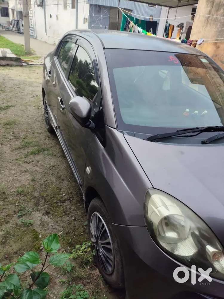 Honda Amaze 2014 Diesel Well Maintained