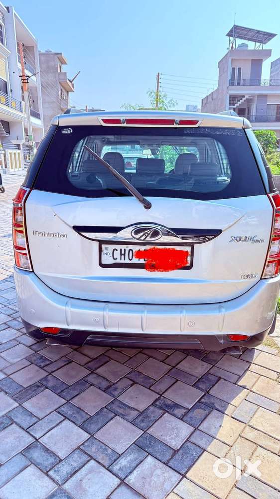 Mahindra Xuv500 W10 2016 Year