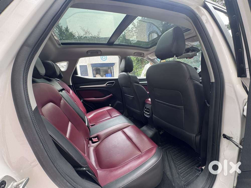 Mg Astor 1.5 Savvy Cvt S Red, 2021, Petrol