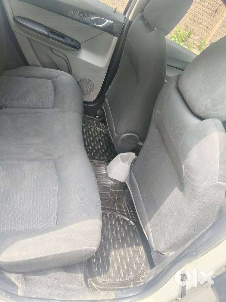 Tata Tiago 1.05 Revotorq Xz Plus, 2018, Petrol