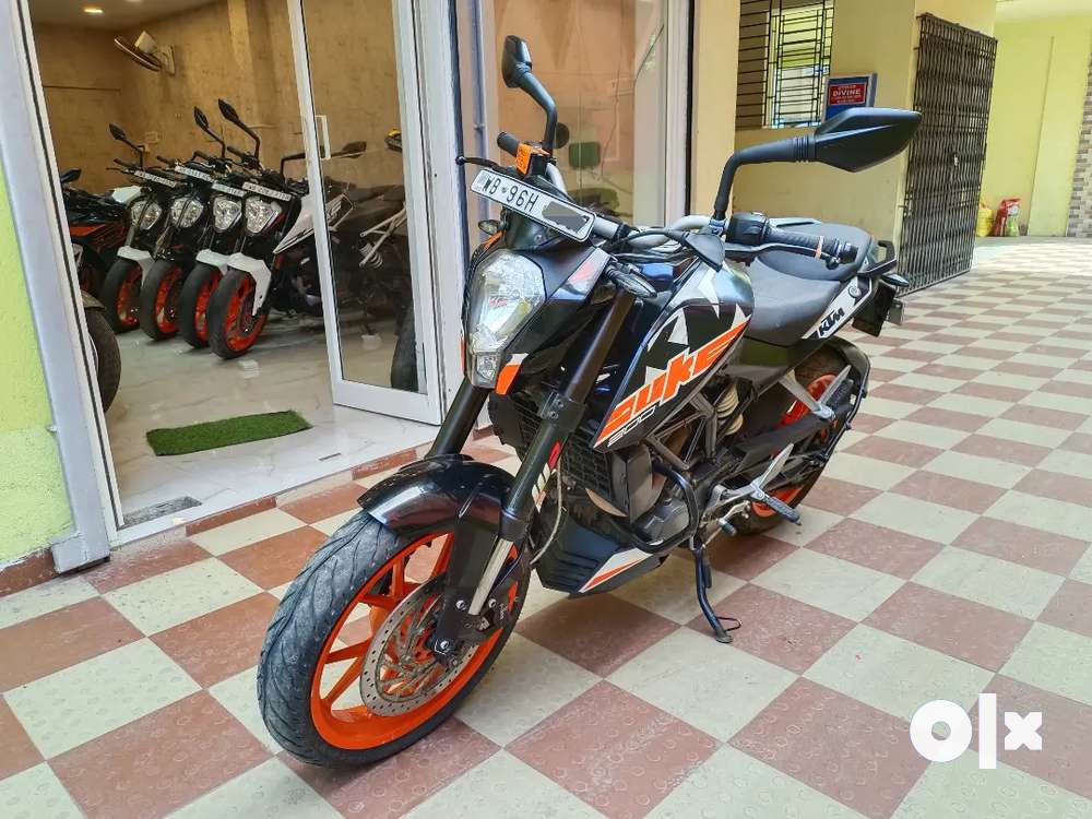 FOR SALE KTM DUKE 200 BS 4 MINT CONDITION EMI AVAILABLE