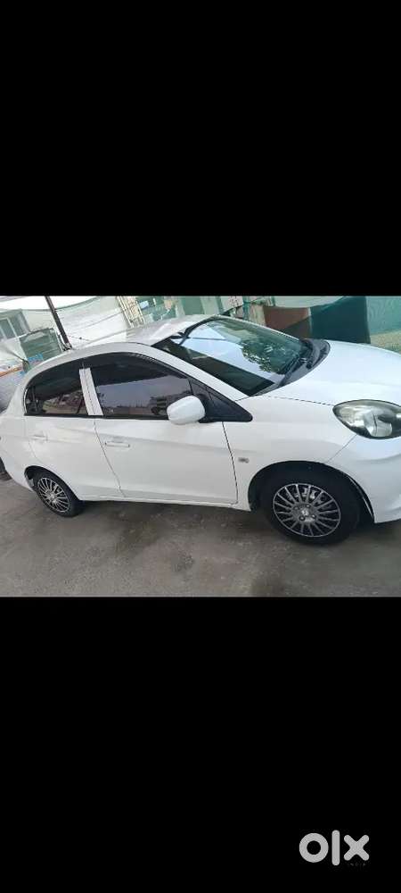 Honda Amaze 2015 Diesel 126000 Km Driven