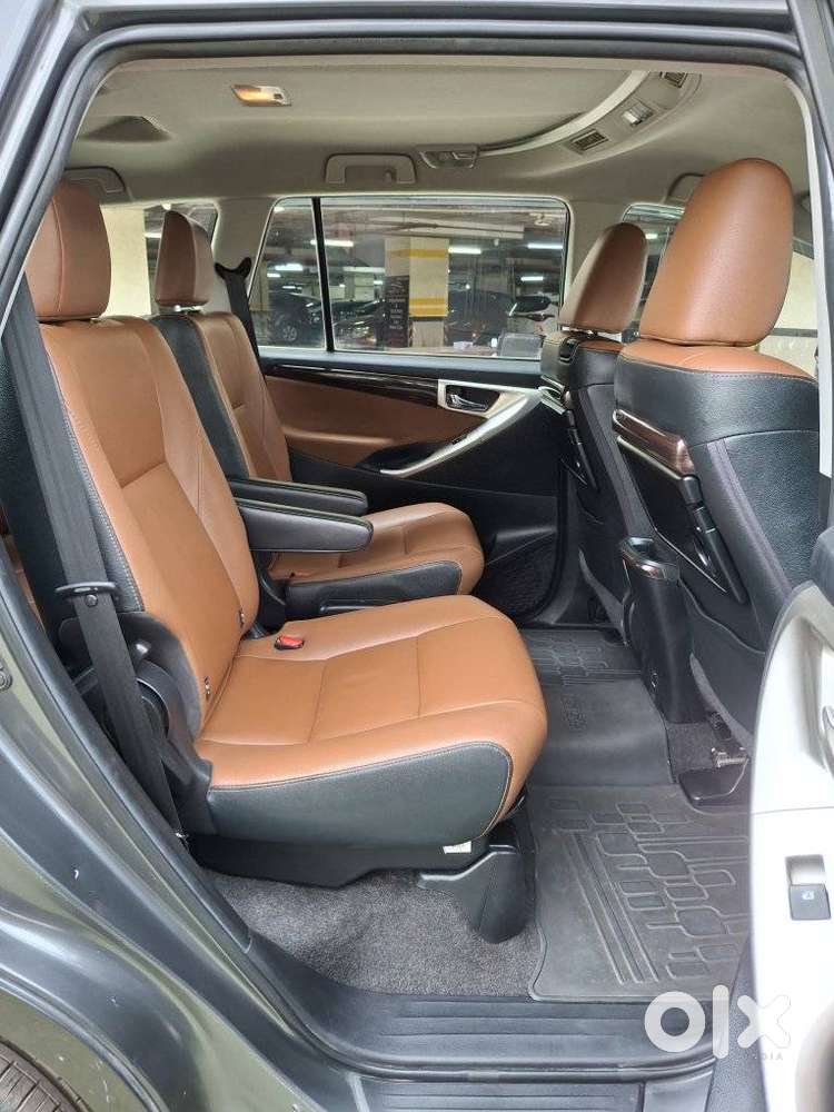 Toyota Innova Crysta 2.8z Automatic, 2018, Diesel