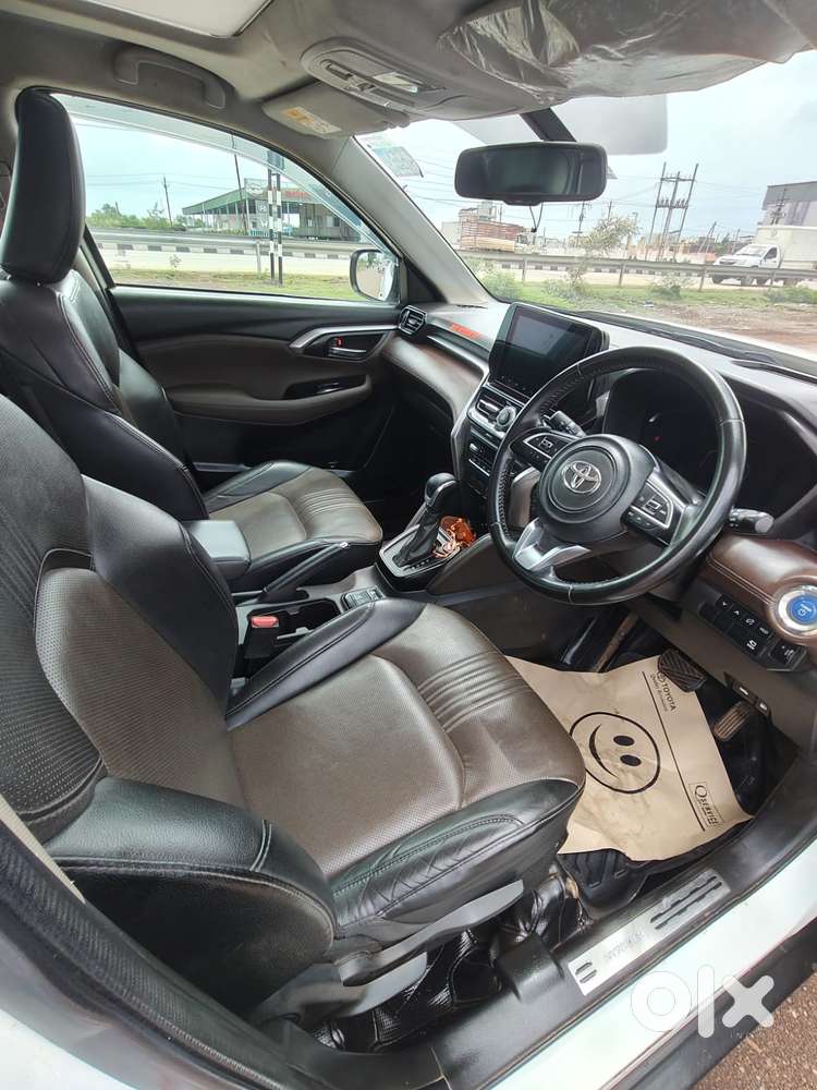 Toyota Urban Cruiser Hyryder 1.5 V Hybrid, 2022