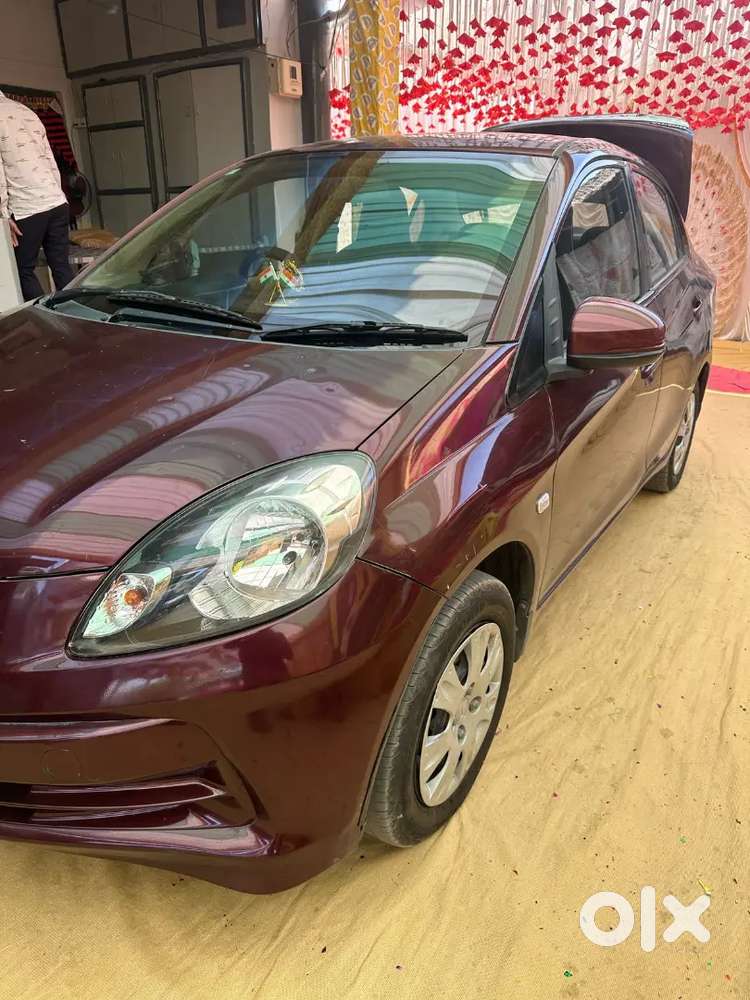 Honda Amaze 2015 Cng & Petrol 75000 Km Driven