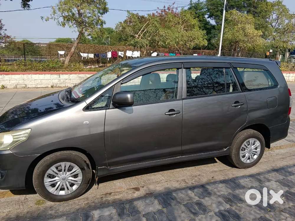 Toyota Innova 2013 Diesel 150000 Km Driven