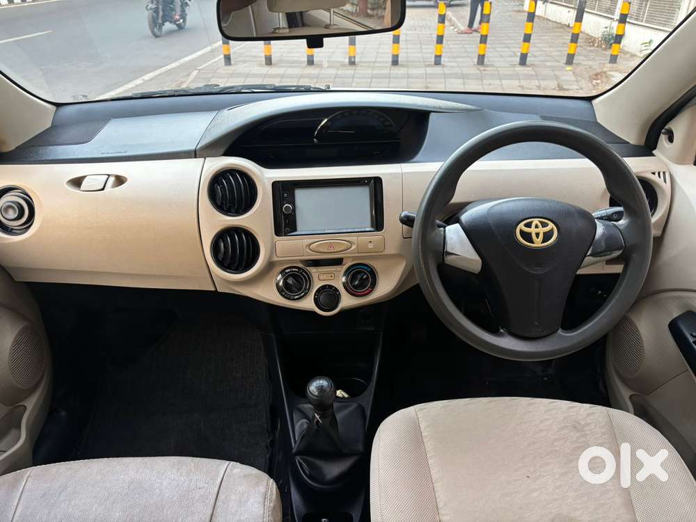 Toyota Etios Liva 1.2 G, 2017, Petrol